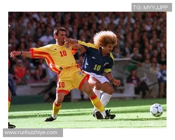 当今世界足坛巨星竞技风云谱写绿茵场辉煌传奇篇章